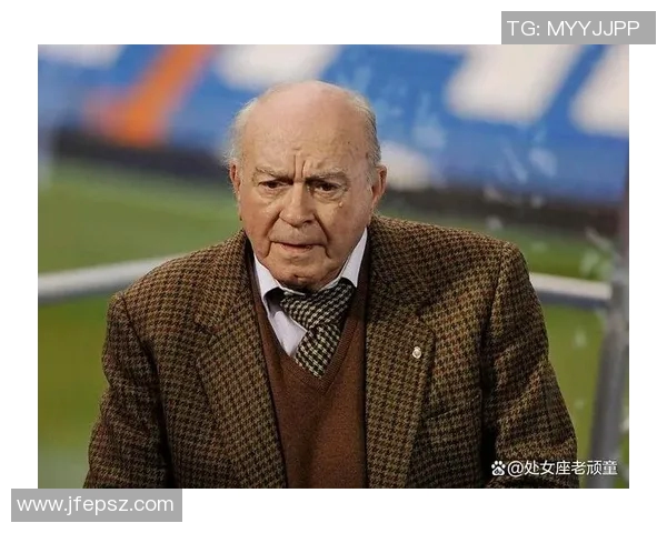 世界历史上第一足球球星的传奇人生与足球革命的深远影响 世界历史上第一足球球星的传奇人生与足球革命的深远影响